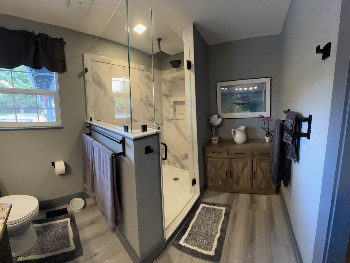Bathroom remodel photo